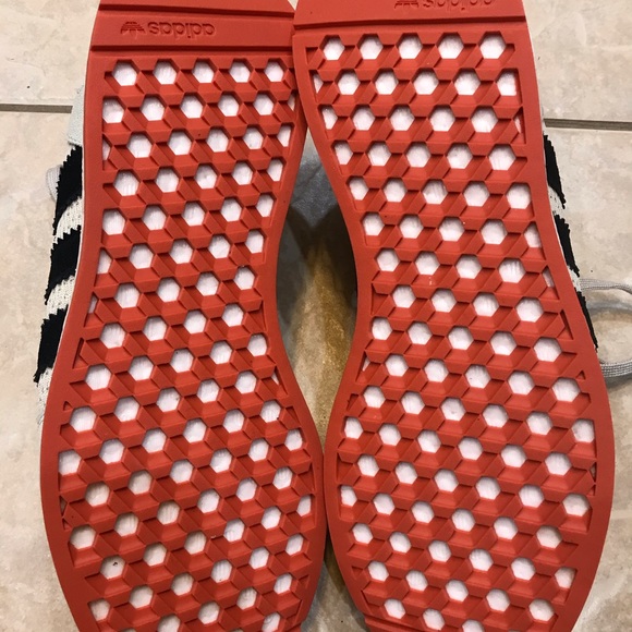 Men’s 11 Adidas Originals - Picture 8 of 8